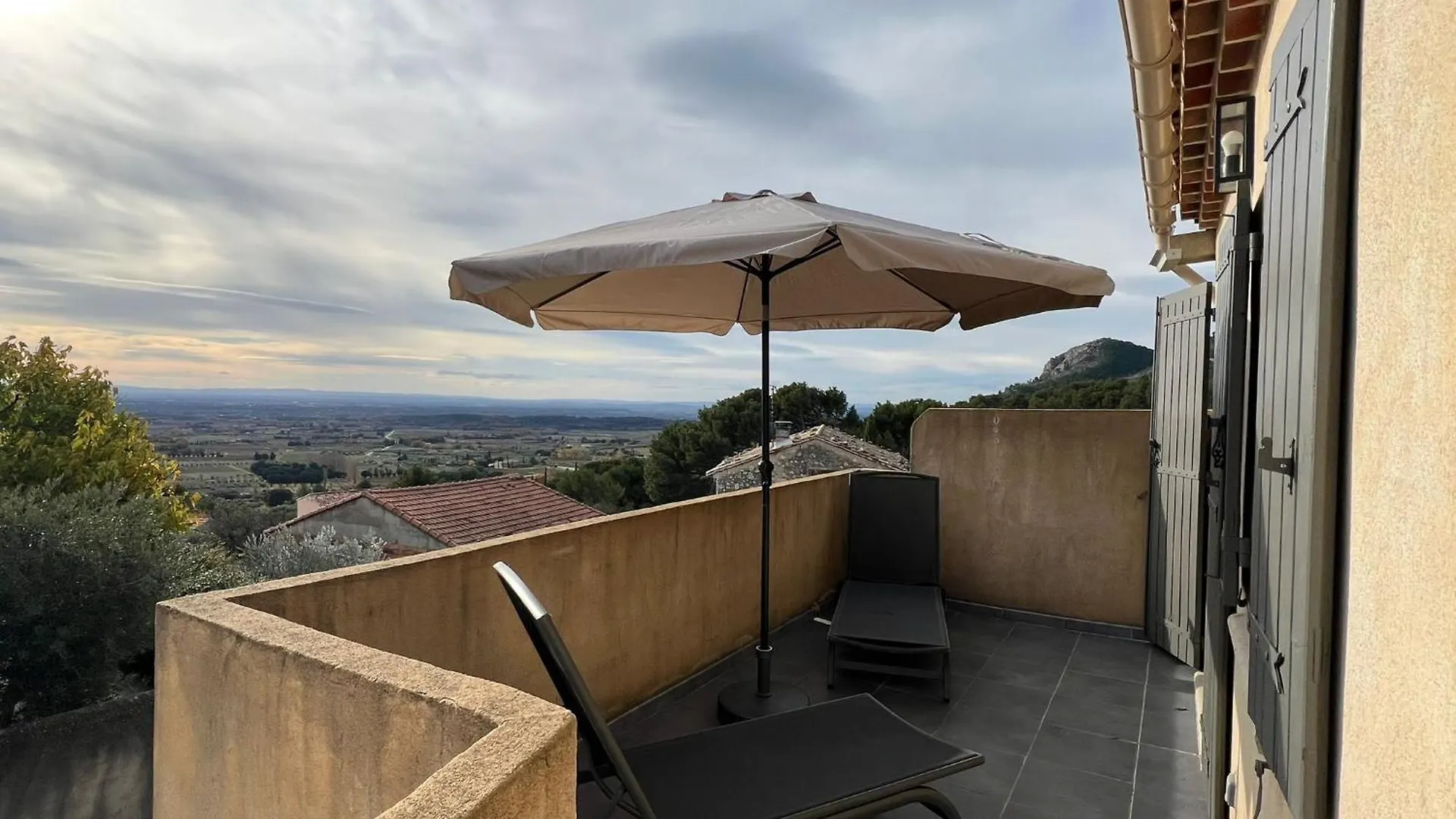 Holiday home Maison Sur La Colline Du Barroux Le Barroux